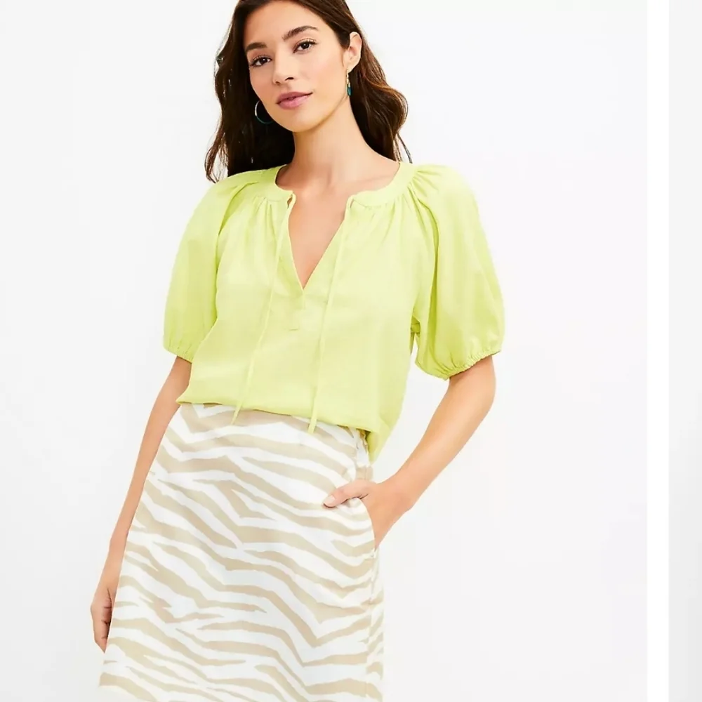 Loft Chartreuse Linen Blend Tie Neck Puff Short Sleeves Peasant Top Blouse‎ M